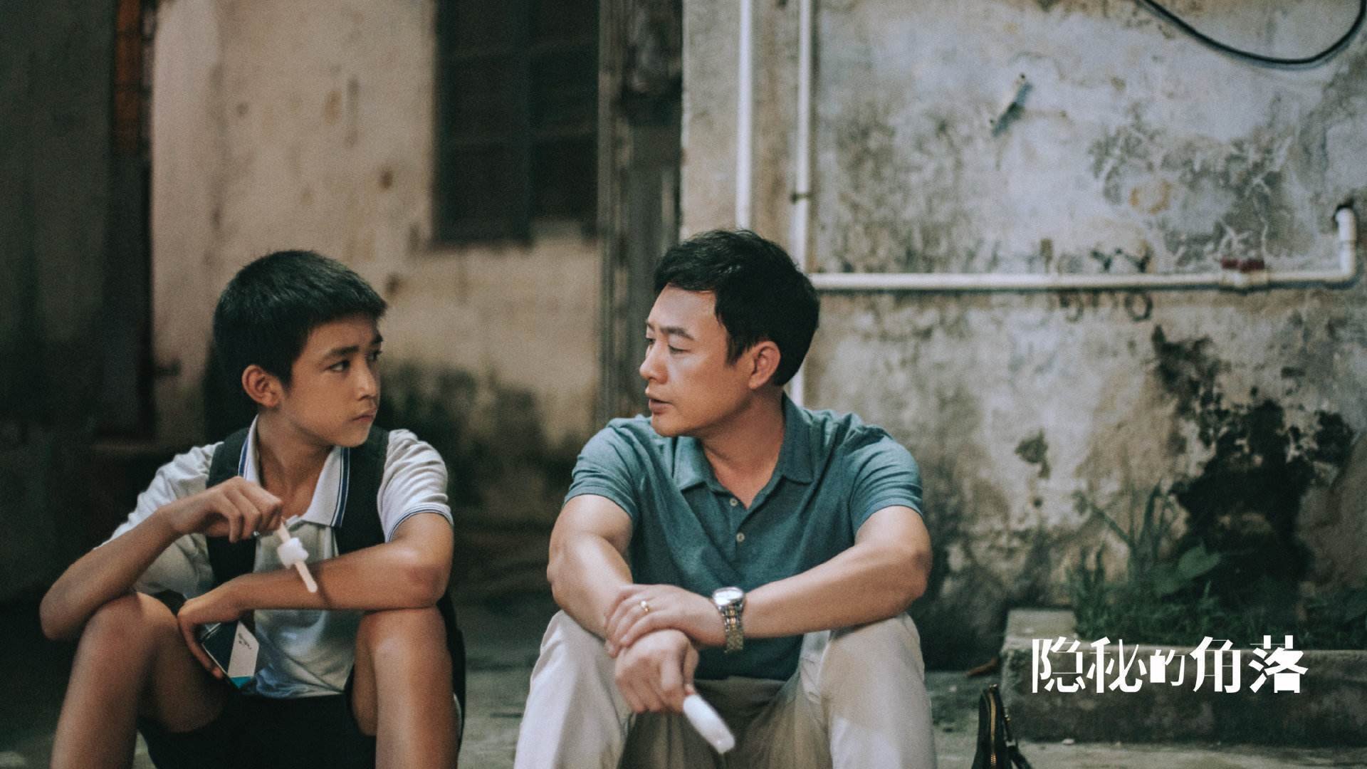 退役运动员积极参与青少年篮球培训传承宝贵经验,篮球退役仪式策划