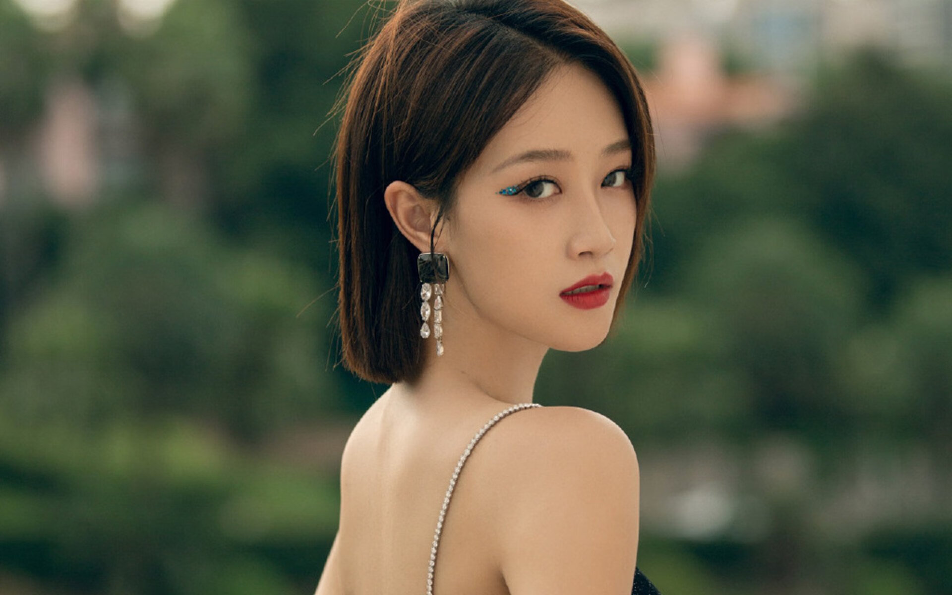 PSG攻防转换速度需提升以应对顶级对手,攻防转换战术