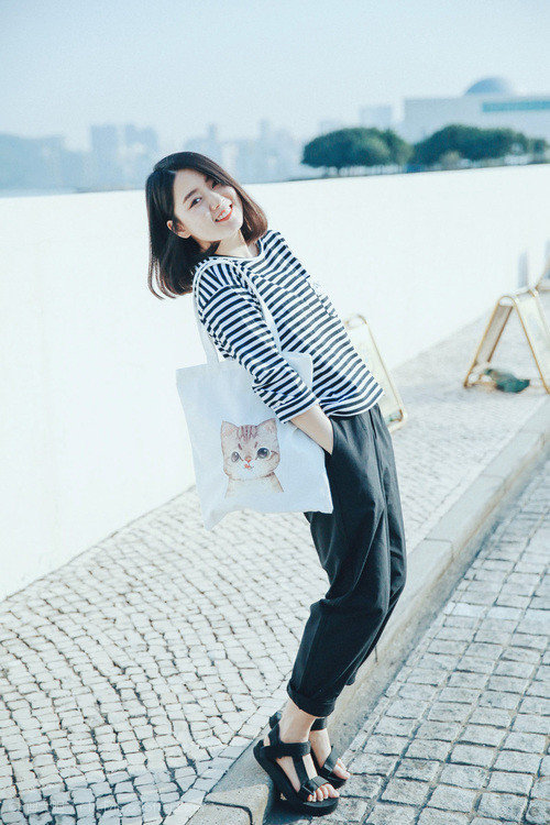 努涅斯加盟穆里尼奥麾下引发国际关注，努涅斯最新比赛视频